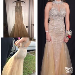 Prom dress only wore once. Size 0.